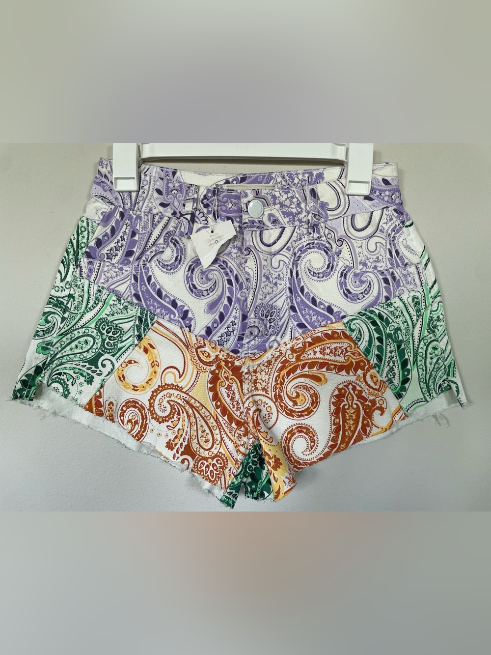 NWT MORENA ROSA Women Paisley Print Jeans Short Size US4 White Purple 98%Cotton